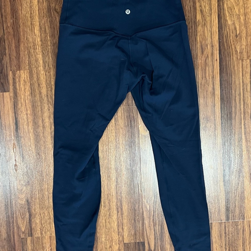 lululemon high-rise 28’ align Leggings